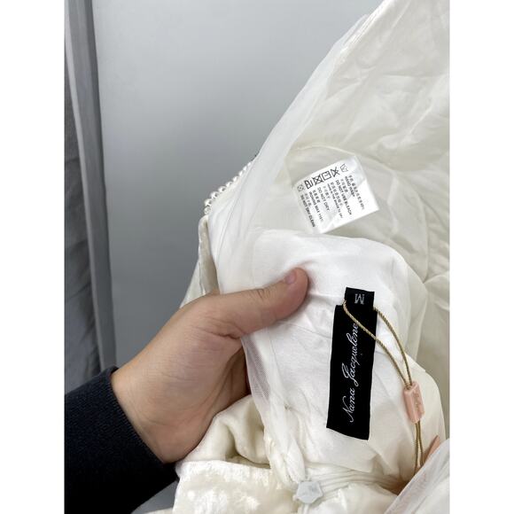 Nana Jaqueline white velvet bubble halter romper bridal - Picture 5 of 9